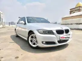 BMW 320i LCI iDrive Executive Tahun 2009 Automatic Abu-abu Metalik