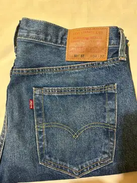 Jual rugi levis 501 slim size 34 original