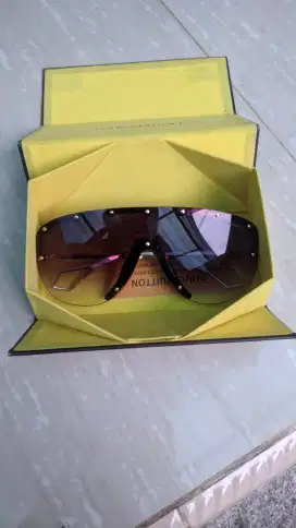 Sunglasses metal