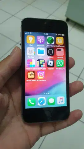 Iphone 5s 16gb mulus masih orian Bisa Whatsapp