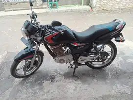 SUZUKI THUNDER 2005 TERAWAT, BODY, TENGKI, MULUS,MESIN HALUS,ORI SEMUA