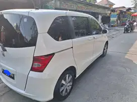 Honda Freed 2009 Bensin