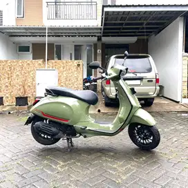 Vespa Sprint S 150 ABS 2023 Hijau / Green Tenace