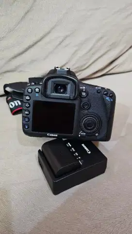 DSLR CANON EOS 7D KIT 18-55MM IS II MULUUSSSSSSSSSS