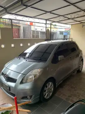 Toyota Yaris 2010 manual