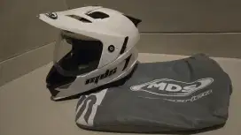 Helm putih supermoto sprti baru