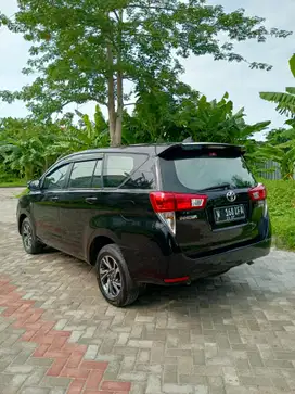 Toyota Kijang Innova 2022 Bensin