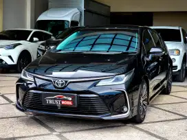 NEW MODEL!! TOYOTA COROLLA ALTIS V AUTOMATIC 2020 BLACK ON BLACK