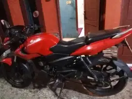 Di jual cepat motor Pulsar 135 cc