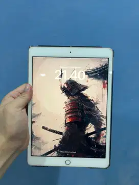 iPad Gen 7 32 GB Wifi Only Second