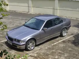 BMW E36 318i MT (1998)