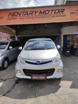 Toyota Avanza Veloz 1.5 Automatic Tahun 2013 Silver Murah Terawat OK