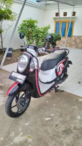 Bissmillah dijual motor Honda Scoopy sporty 2016