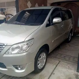 Innova 2.0 G LUXURY Automatic 2012