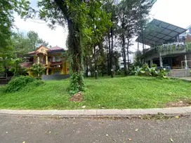 TANAH DI BOULEVARD COCOK UNTUK USAHA CAFE ATAU RESTO