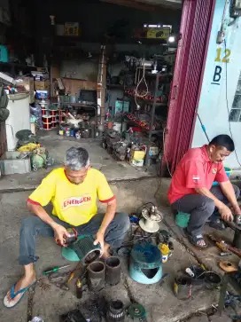 SERVICE POMPA AIR PANGGILAN ( JETPUMP DAN SUBMERSIBEL  )