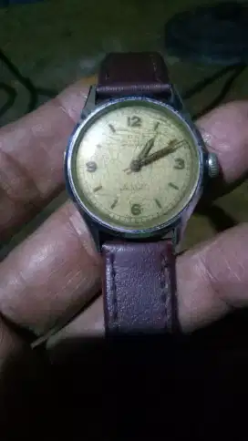 Jam tangan metik miletery