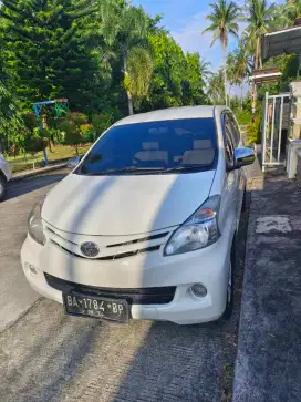 DIJUAL CEPAT Avanza E 2014