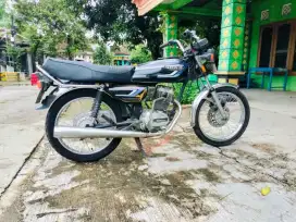 di jual Gl100 cdi suratnya Lengkp pajk hidup plat D mesin penak halus