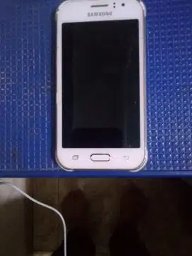 Dijual Samsung J1