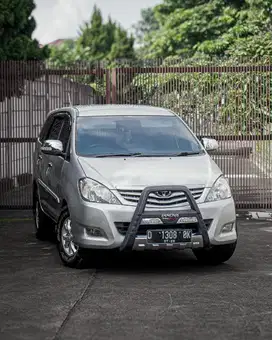 KIJANG INNOVA G AUTOMATIC LOW KM ISTIMEWA