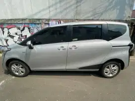 Toyota Sienta G MT 2018