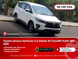 [ LOW KM 26RB ] Toyota Innova Venturer 2.4 Diesel AT Putih 2021/2022