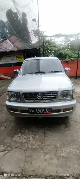 Kijang LGX 1.8 EFI, Tahun 2000