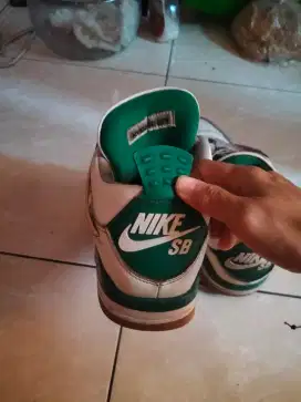 Sepatu nike sb kondisi bekas