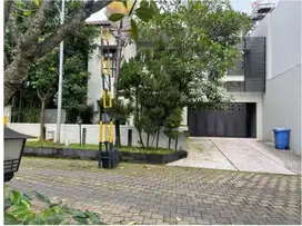 Rumah Mewah Murah dgn Private Pool dlm Cluster di Kebagusan, Jaksel