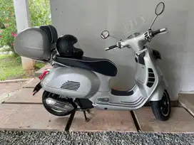 Dijual Vespa GTS 150 i-get 2020 akhir