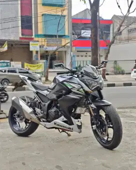 KAWASAKI Z250 FI TAHUN 2014 PUTIH UNIT RAWATAN MODIF GANTENG SIAP GAS