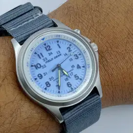 Jam tangan vintage Alba field gear military ice blue dial