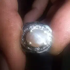 Batu safir banyu baras