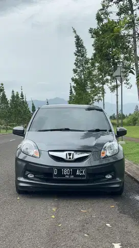 Honda Brio E AT matic low km 2015