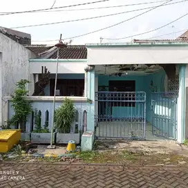 Dijual Rumah Siap Huni Lingkungan Nyaman Jl. Kutisari Indah Barat