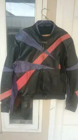 Jaket kulit racing sanmaru