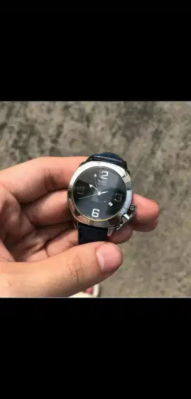 Jam tangan wanita Hugo boss