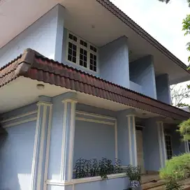 Rumah second 2 lantai besar dan luas di Bangka Jakarta Selatan