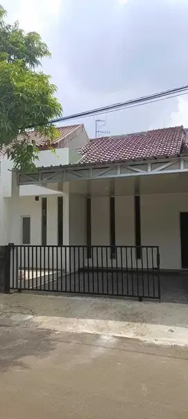 Dijual Cepat Rumah Renov Kondisi Siap Huni di Duta Harapan Bekasi