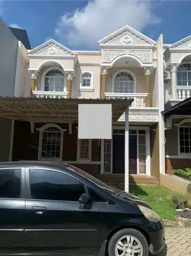 Dijual rumah cantik cibubur country  dua lantai siap huni harga nego