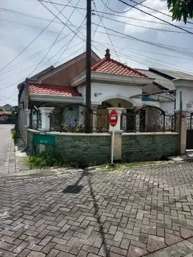 Rumah Hook Murah Kemlaten Surabaya