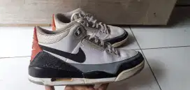 Sepatu Ori Nike Air Jordan size 43