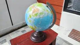 Globe untuk belajar geografi, bisa untuk sekolah