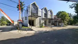 Rumah 2lantai & Tanah Kavling Dijual Di Klampis Aji Surabaya