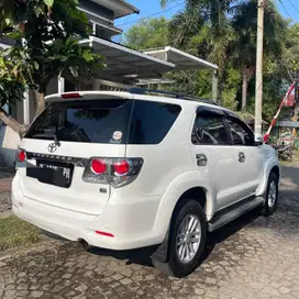 Toyota Fortuner 2011 Bensin