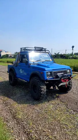 Suzuki Jimny 1988 Bensin