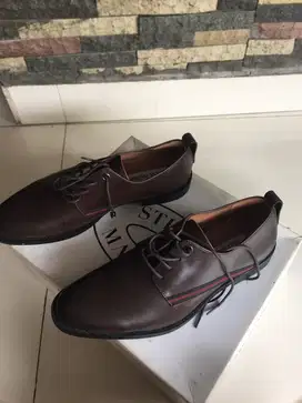 Dijual sepatu pria STEVE MADDEN ORI