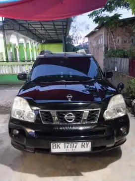 Nissan X-Trail tipe XT metic