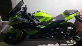 Kawasaki Ninja 250fi standar